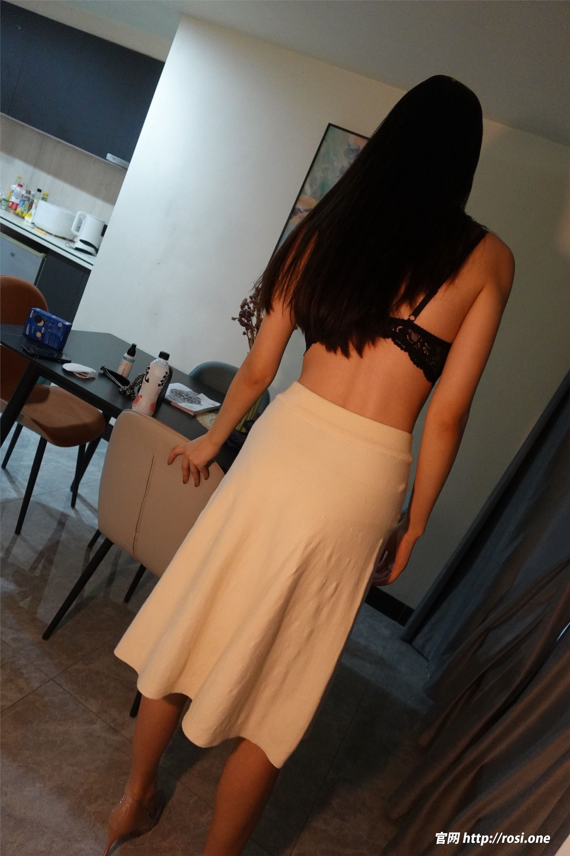 ROSI写真 2022.06.11 NO.3841